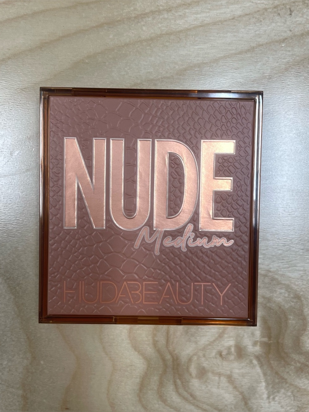 Huda Beauty NUDE OBSESSIONS EYESHADOW PALETTE